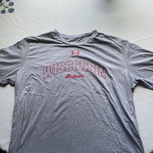 Under Armour Gray Wisconsin Badgers Men's Shirt